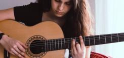 Spiel Gitarre!