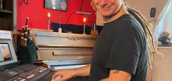 Chris am Keyboard Keyboard spielen