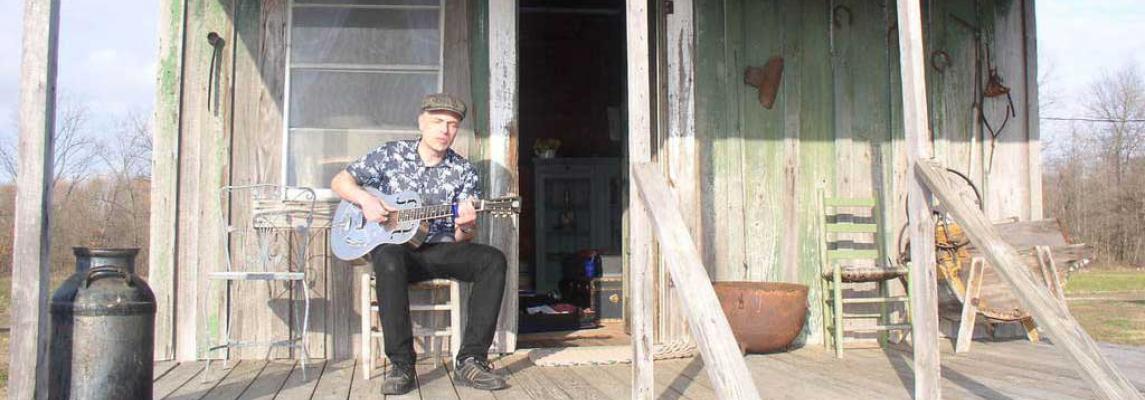 Greyhound George in Greenwood, Mississippi Musikertipps von Greyhound George
