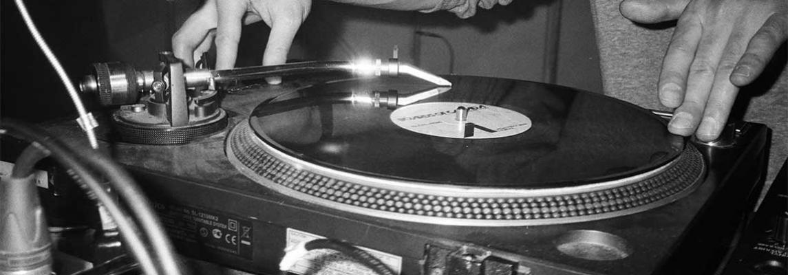 Kassette und Vinyl Kassette und Vinyl Keyvisual