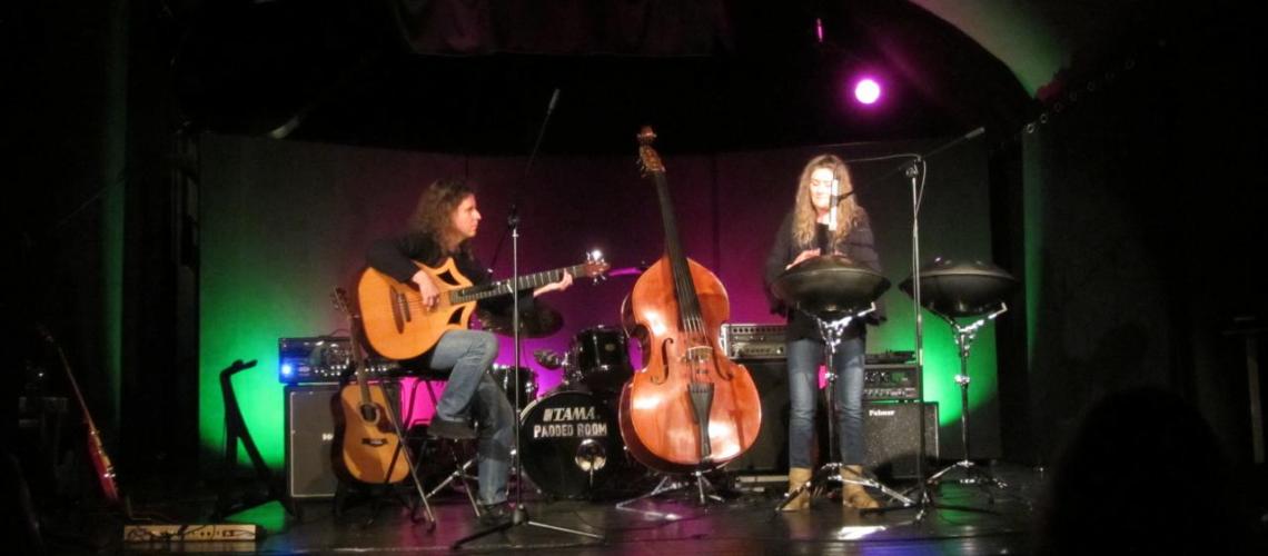 Chill & Joy Konzert mit Handpan und Bass Foto von Chill & Joy Konzert mit Handpan und Bass