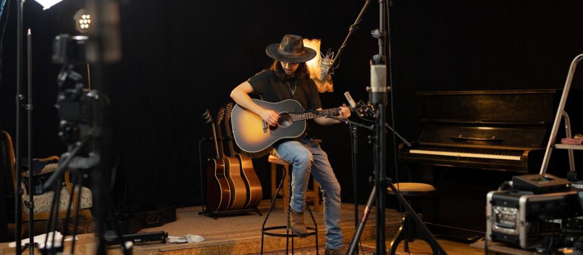 photo by Niklas Herzog Studio Recording