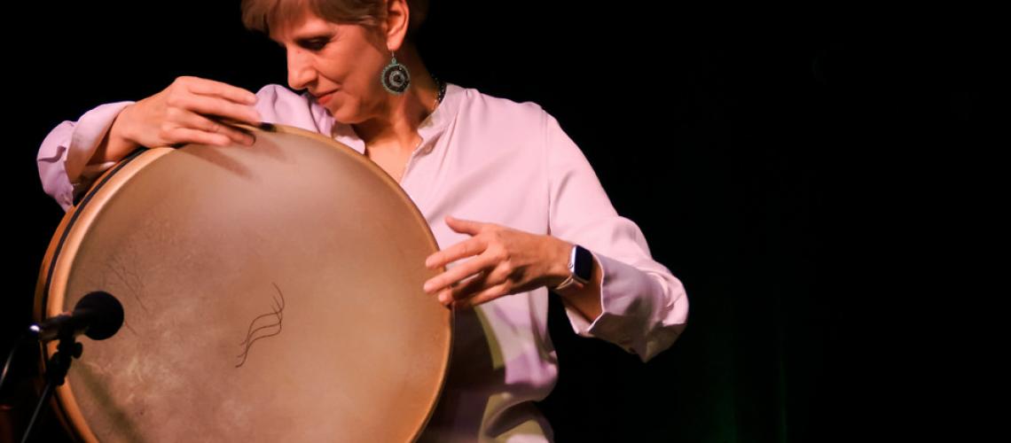 Marliese Glück, Frame Drumming Artist & Rhythm Coach Marliese Glück, Rahmentrommel, Frame Drums