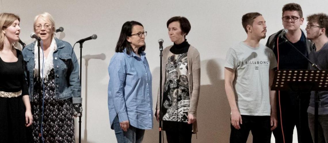 Die Sänger&innen von "Blackbird" beim Klassenabend März 23