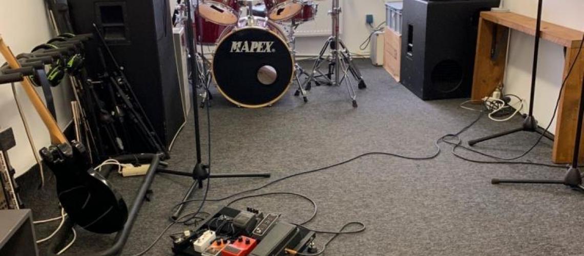 Ausgestatteter Proberaum Mitnutzung München Allach 100€